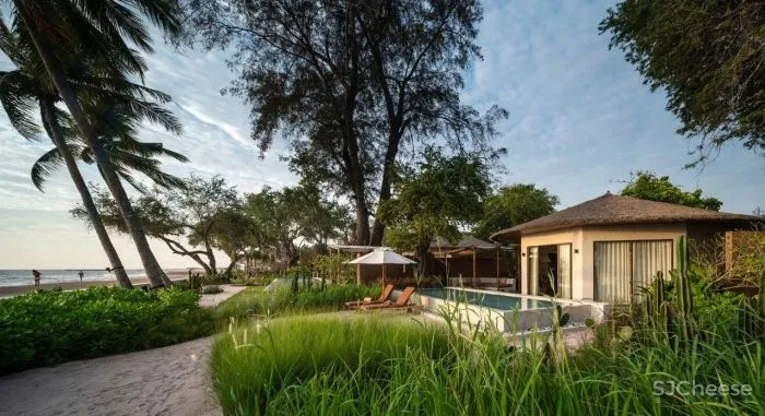 泰国又出极致度假酒店:面朝大海,融于自然!