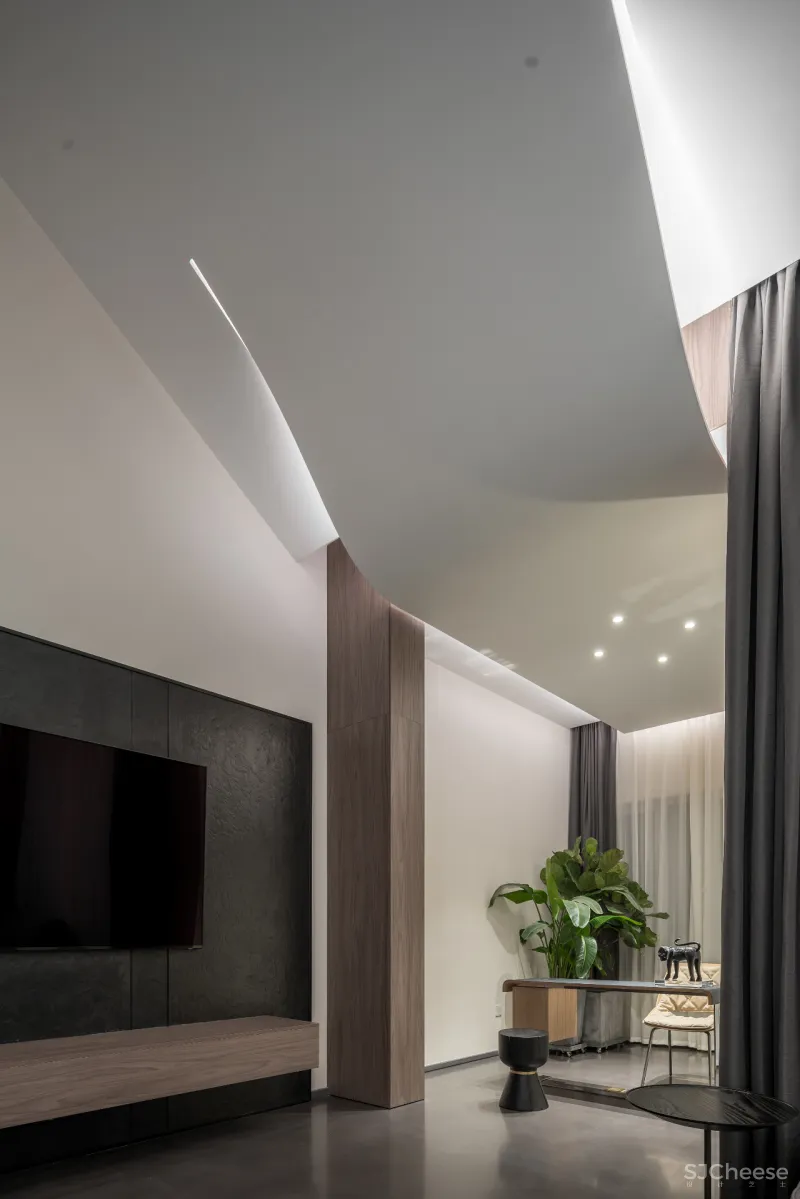 集见设计 × 私宅:坡屋顶的扩展形式