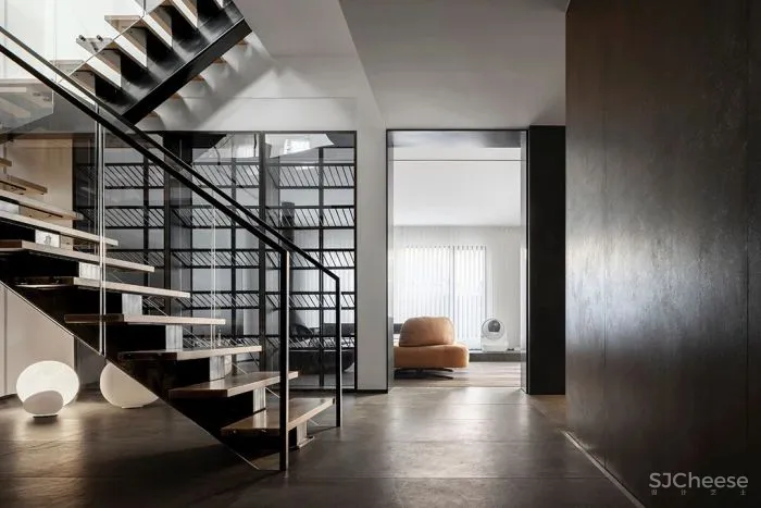 展 小 宁 苏州 500m² 极简大宅,治愈的家!