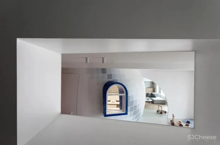 在家设计一个太空舱，带你一起探索世界！