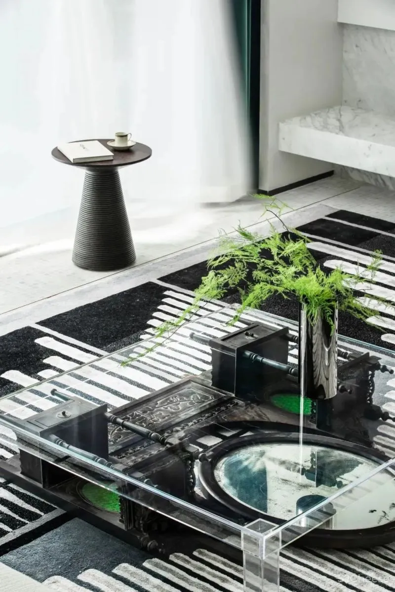 遁入时光之外 刘荣禄国际