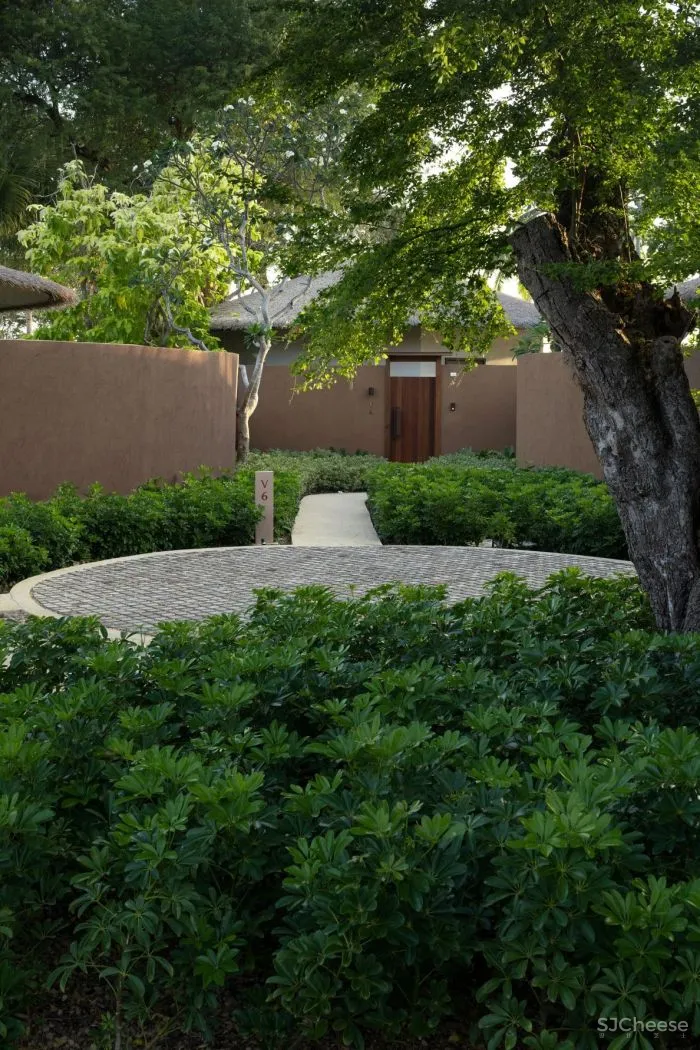 泰国又出极致度假酒店:面朝大海,融于自然!