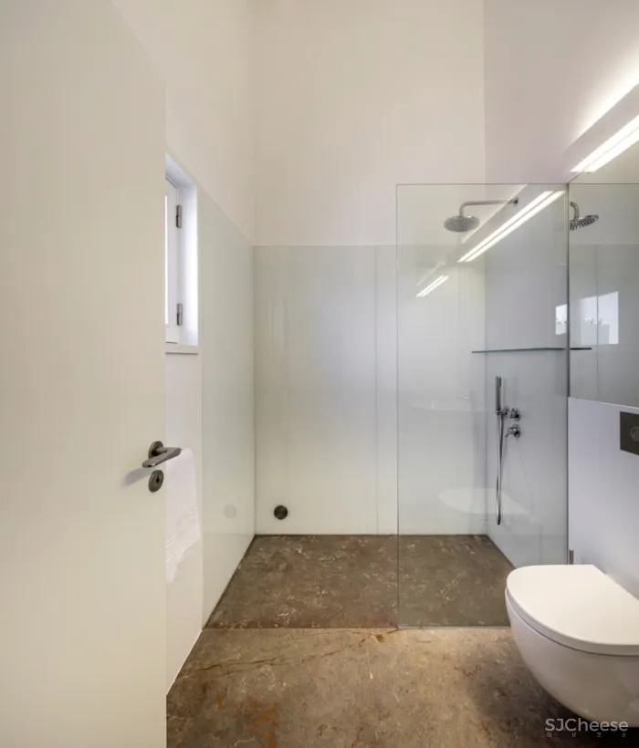 Guesthouse in Lisbon Pedro Domingos Arquitectos