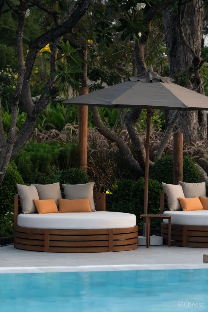 泰国又出极致度假酒店:面朝大海,融于自然!