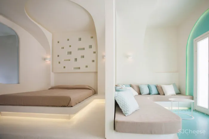 KLab decks out Santorini hotel in smooth curves