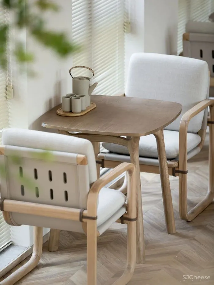 千墨设计 银杏树下朴实无华的平静