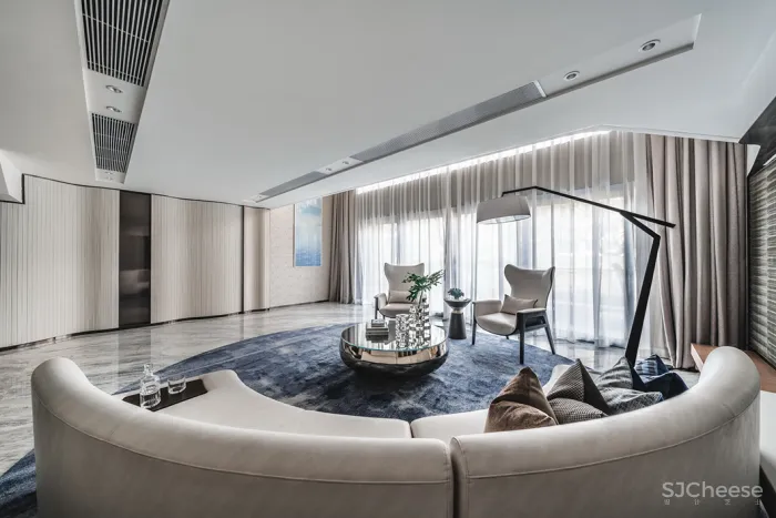 650㎡ 独栋别墅,以水为线 · 与水共生!