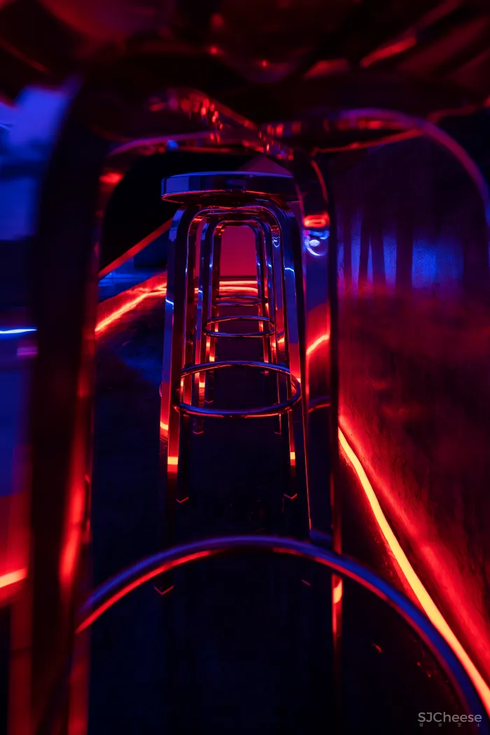 GHB空间设计 × E.Mo 光影虚实中的维度