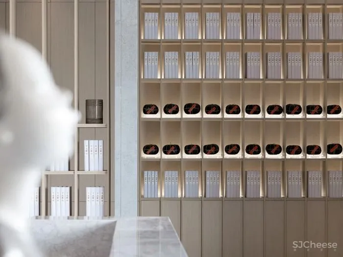 千墨设计 银杏树下朴实无华的平静