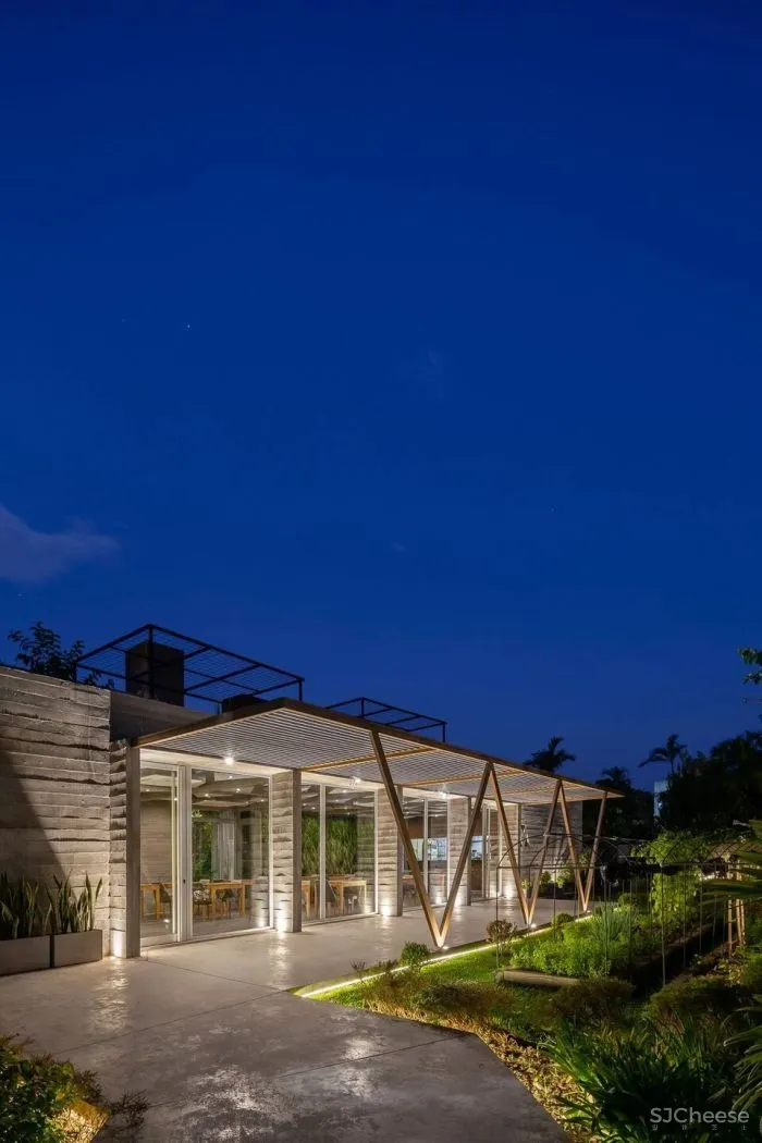 回归淳朴自然生态餐厅