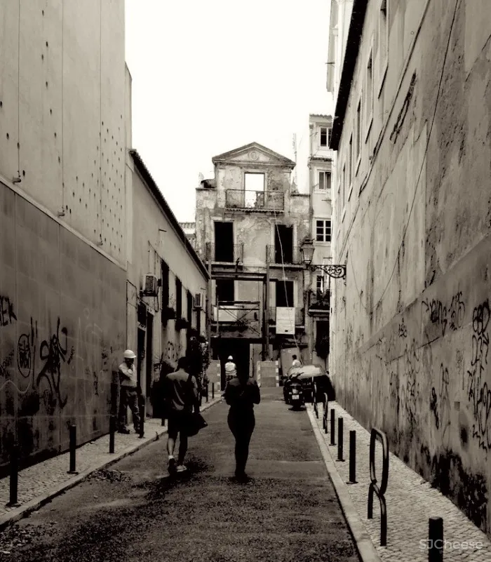 Guesthouse in Lisbon Pedro Domingos Arquitectos