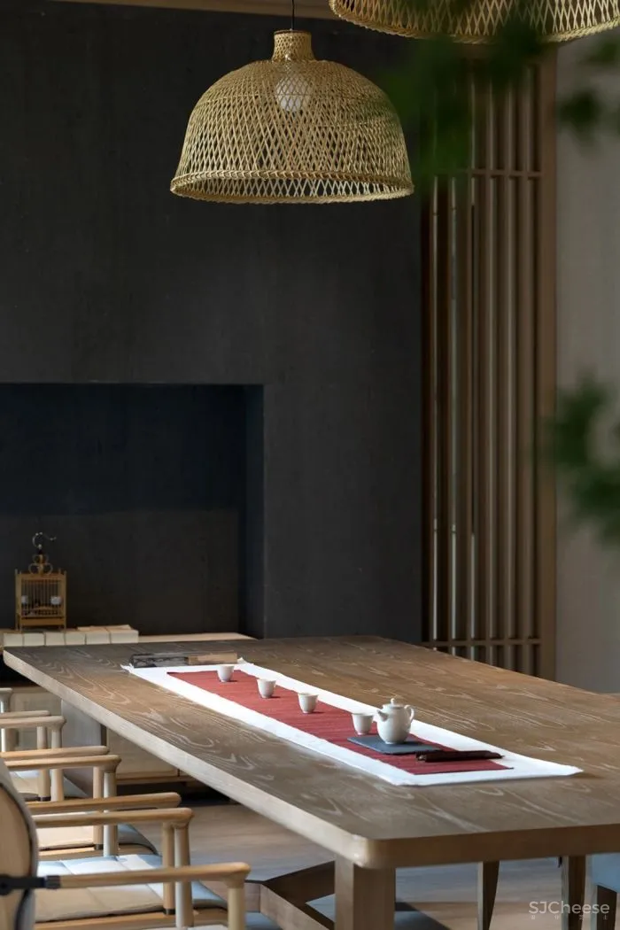 千墨设计 银杏树下朴实无华的平静