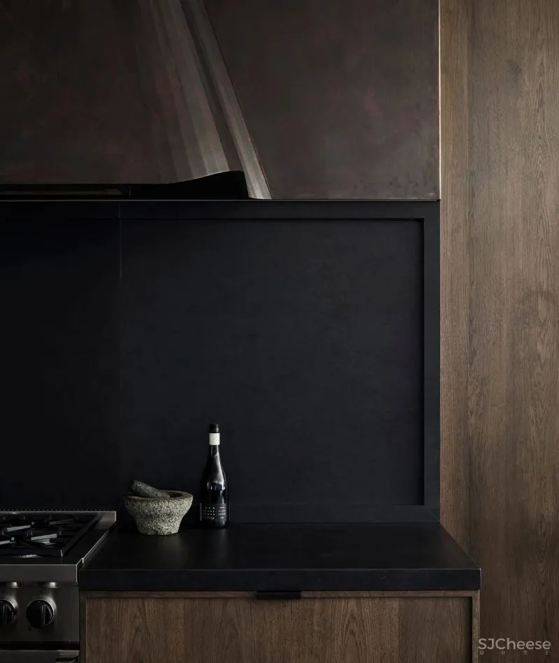 海滨别墅改造,传统与现代的色彩碰撞!