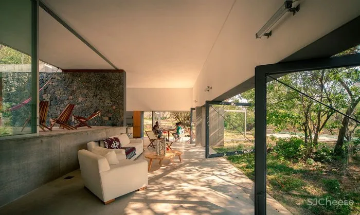 Living Under the Sun Architecture in the Tropics by Gestalten