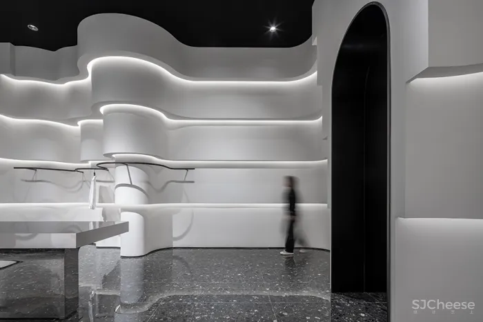 留白设计 • AURDUO|沙漠之城,峡谷语言地有趣融合