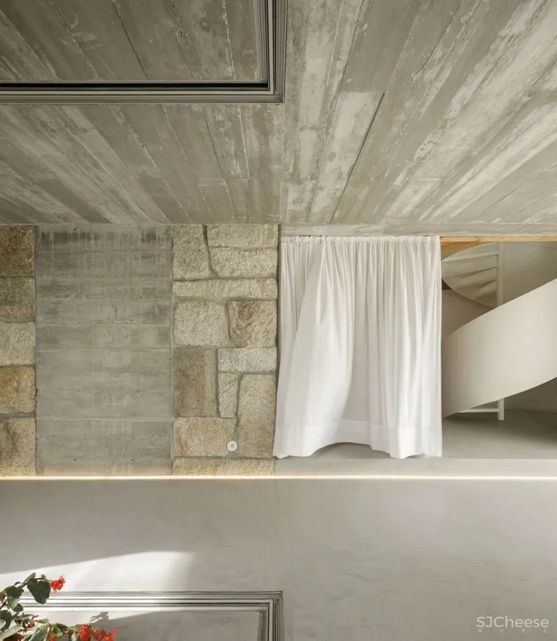 寂静深处有人家 葡萄牙贡多马尔CASA RIO住宅