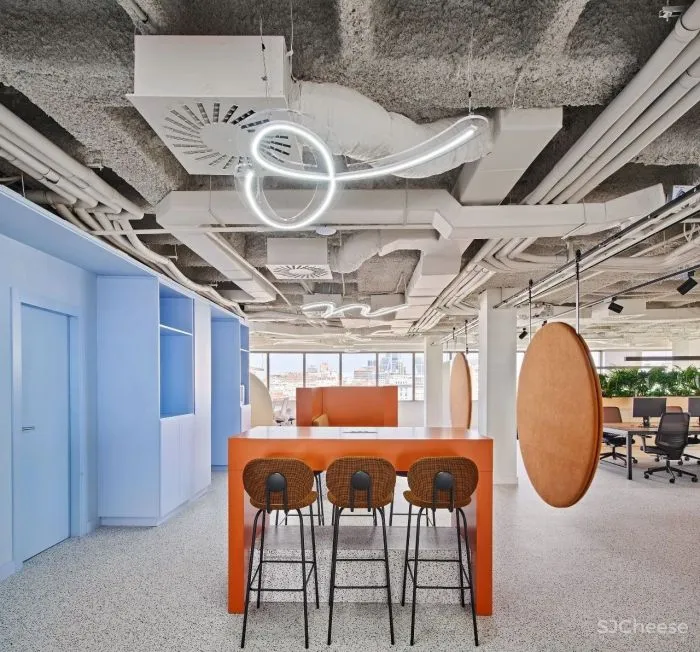 办公区的色彩艺术