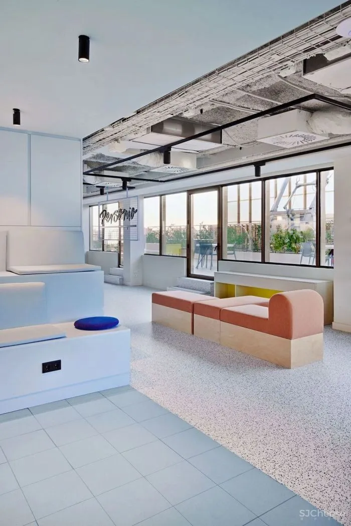 办公区的色彩艺术