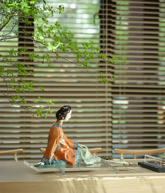 千墨设计 银杏树下朴实无华的平静