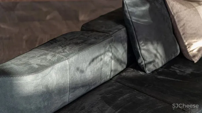 AN AURA 段志 大百汇广场，深圳福田 CBD 超甲级办公的艺术实践