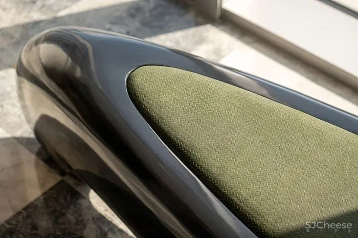 AN AURA 段志 大百汇广场，深圳福田 CBD 超甲级办公的艺术实践