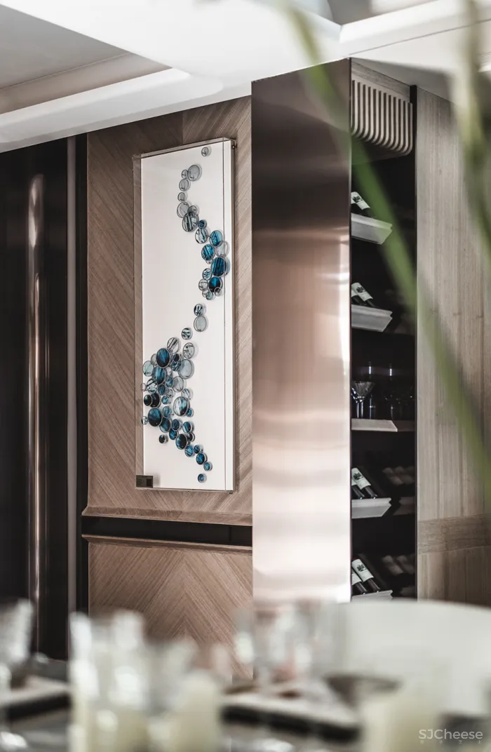 650㎡ 独栋别墅,以水为线 · 与水共生!