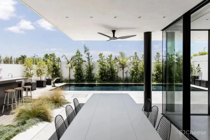 以色列的极简主义黑白美学 Raz Melamed新作