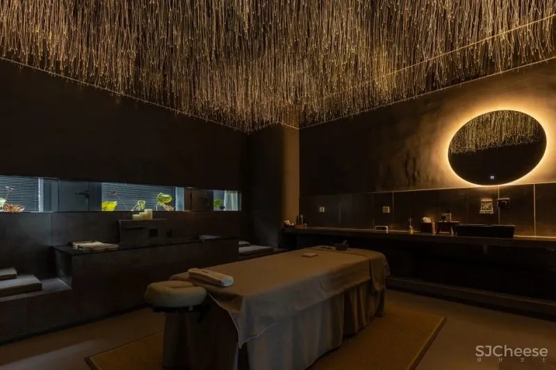 “森桉渡SPA”——桉而木润，玉韫石而山辉。