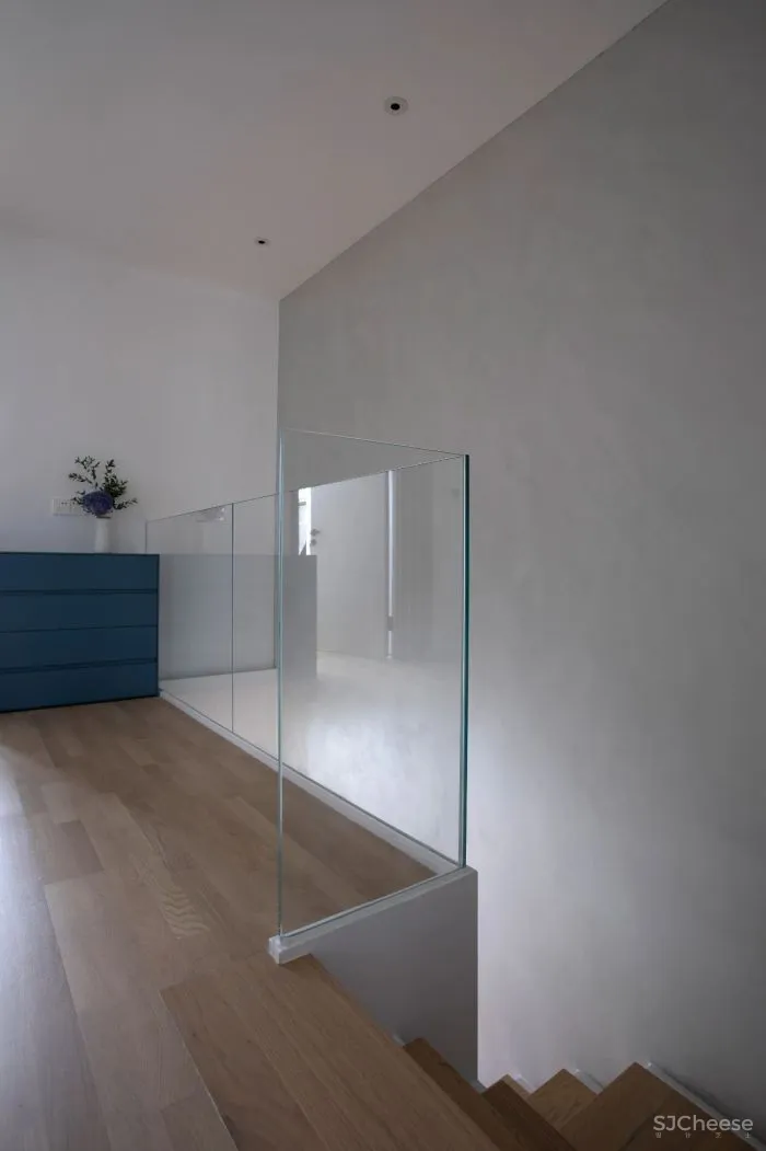 在家设计一个太空舱，带你一起探索世界！