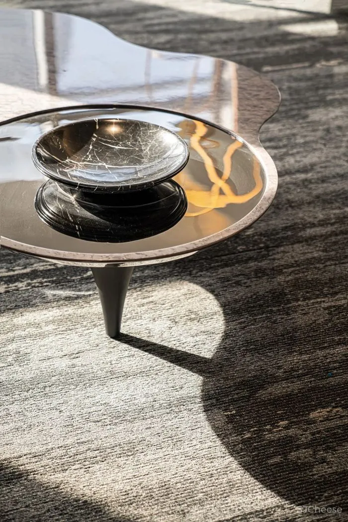 AN AURA 段志 大百汇广场，深圳福田 CBD 超甲级办公的艺术实践