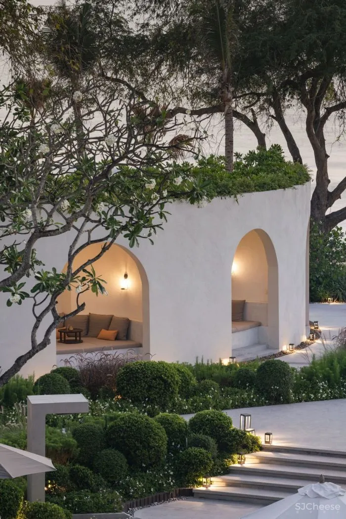 泰国又出极致度假酒店:面朝大海,融于自然!