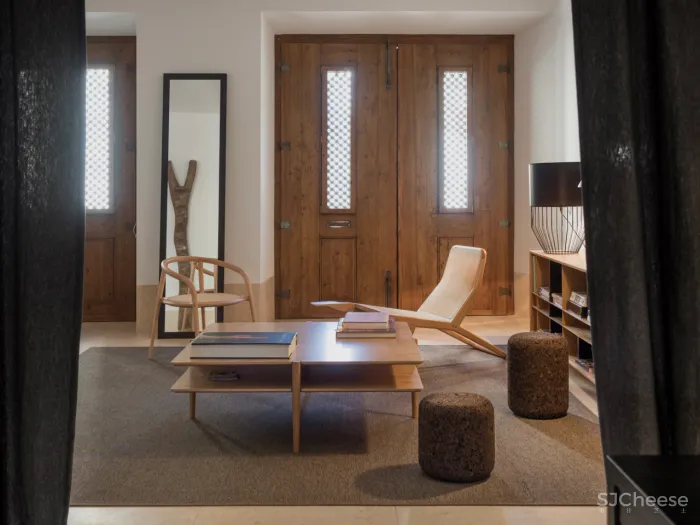 Guesthouse in Lisbon Pedro Domingos Arquitectos