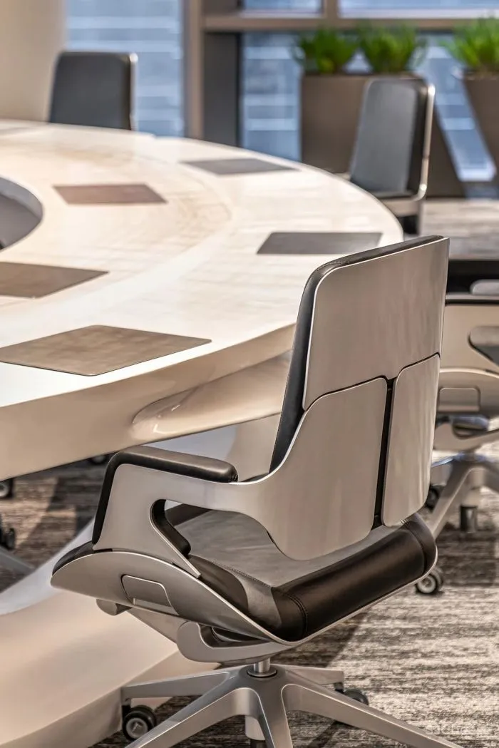 AN AURA 段志 大百汇广场，深圳福田 CBD 超甲级办公的艺术实践