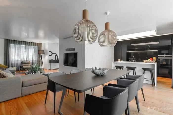 Juno House / Mónica Parreira