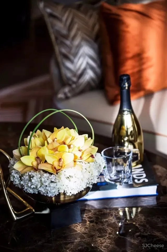 161㎡上海绿地悠唐城天墅样板房设计 飞视设计