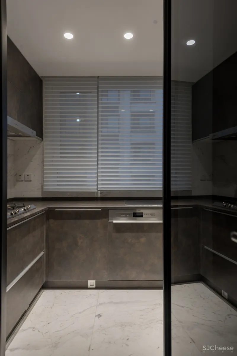 集见设计 × 私宅:坡屋顶的扩展形式