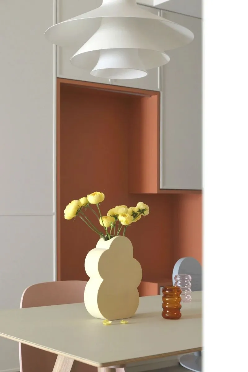 奶油白、仙橘粉、弧形窗……少女与猫的80㎡仙气小两居,美得过分了!