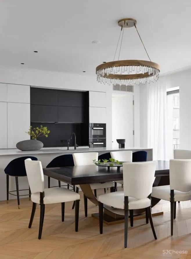 Iva Usubyan新作 独具质感