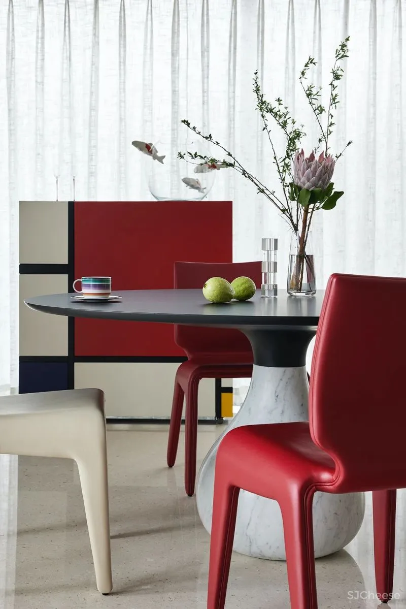 鸿艺源 深圳万科臻湾汇 310m² 大平层,触动心灵深处的艺术共鸣