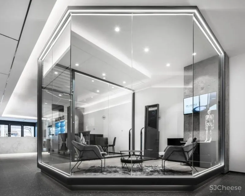 寸匠FF:海克力斯健身金地店