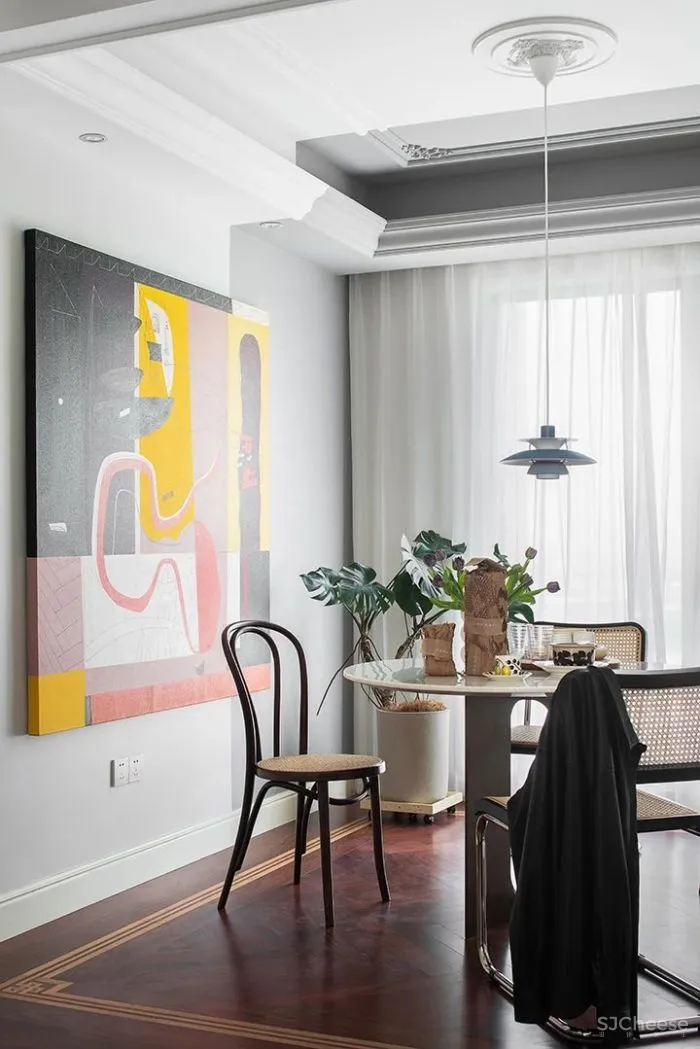 北欧中古,用色彩和潮玩的情绪,唤醒对生活的感知 颜青软装