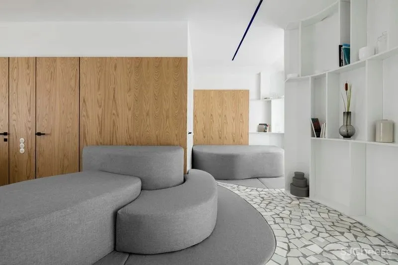 70㎡女生单身公寓，白色至上，前卫时尚