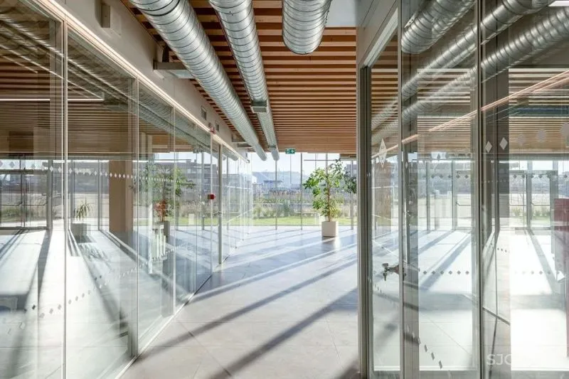 新作 简约绿色, 低碳办公 Iperceramica新办公总部 MC A建筑事务所