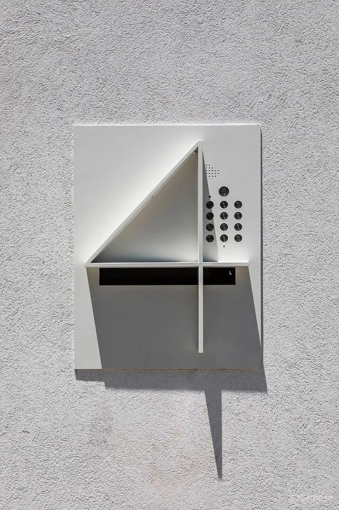 以色列的极简主义黑白美学 Raz Melamed新作