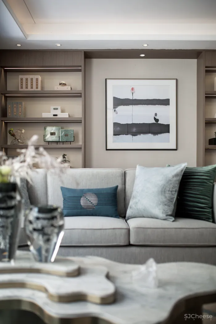 【香港方黄集团新作 】静谧无忧桃花源vs烈艳蓝金Dior