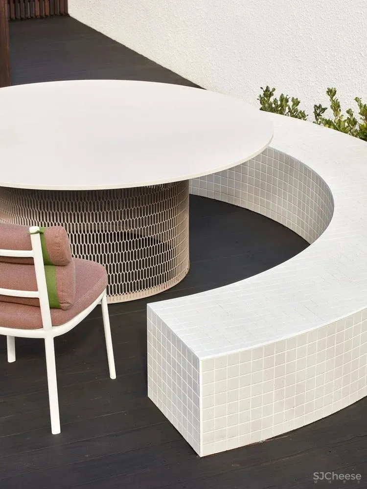 628㎡私宅设计,外立面开启方式亮了