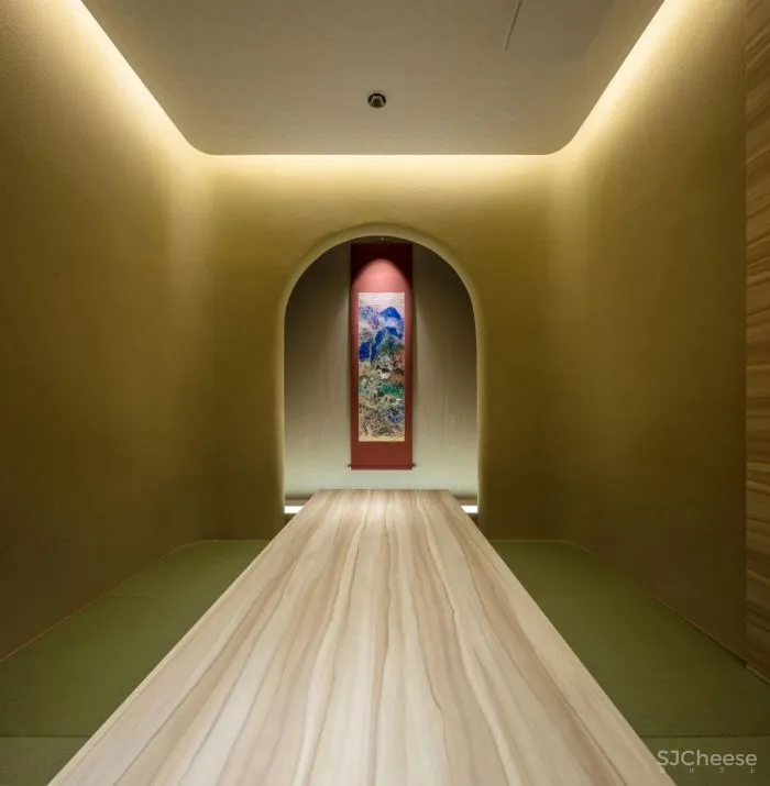 森富日本料理餐厅设计，设计灵感来自城堡