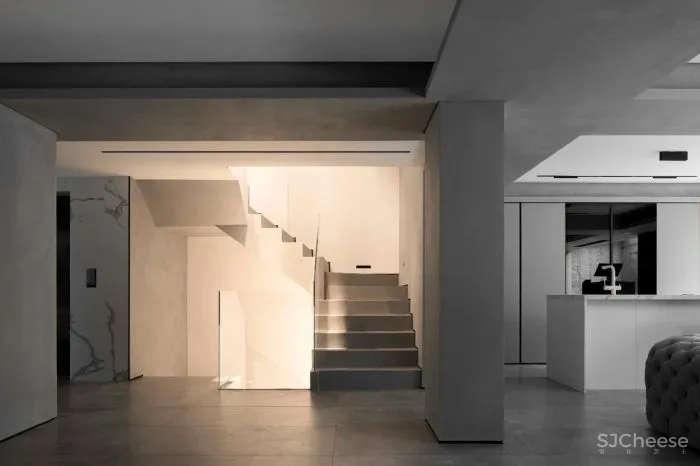 住在全木质空间中,是一种怎样的体验 设计师Anastasia Kamenskih的家