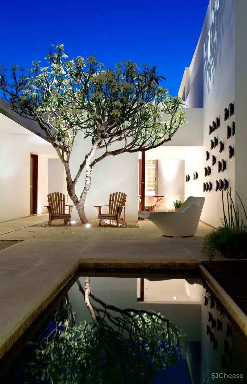 “下沉式”庭院来袭,比传统院子更实用!