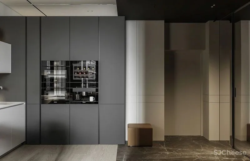 Decorative Vs Minimalist